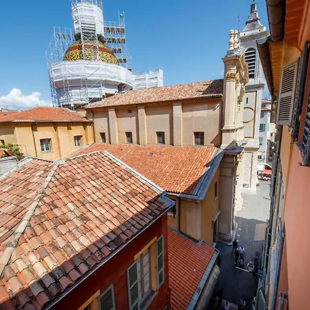 Apartment 06a2 - Heart Of Old Beautiful Renovated *