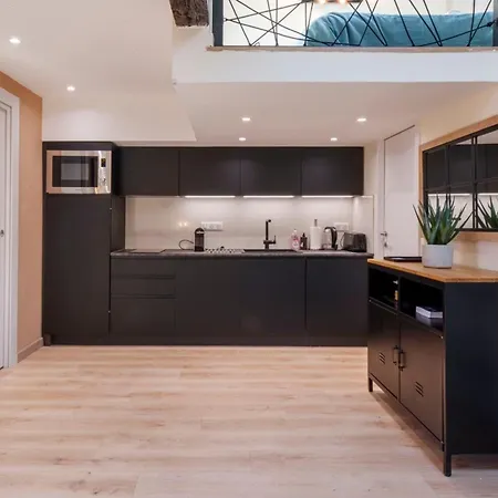 アパート 06a2 - Heart Of Old Beautiful Renovated