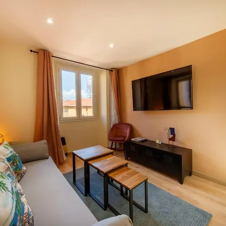 アパート 06a2 - Heart Of Old Beautiful Renovated *