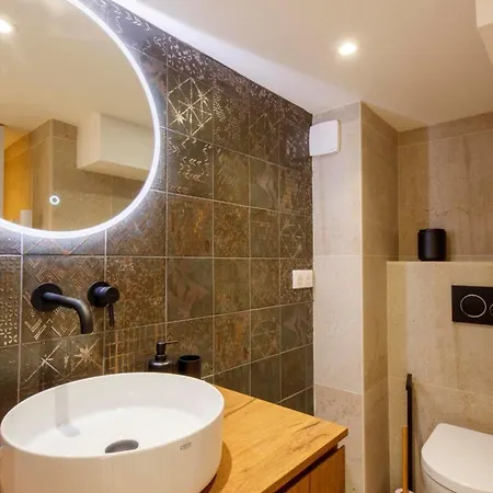 06a2 - Heart Of Old Beautiful Renovated * ニース