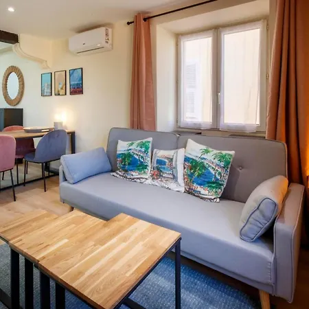 アパート 06a2 - Heart Of Old Beautiful Renovated